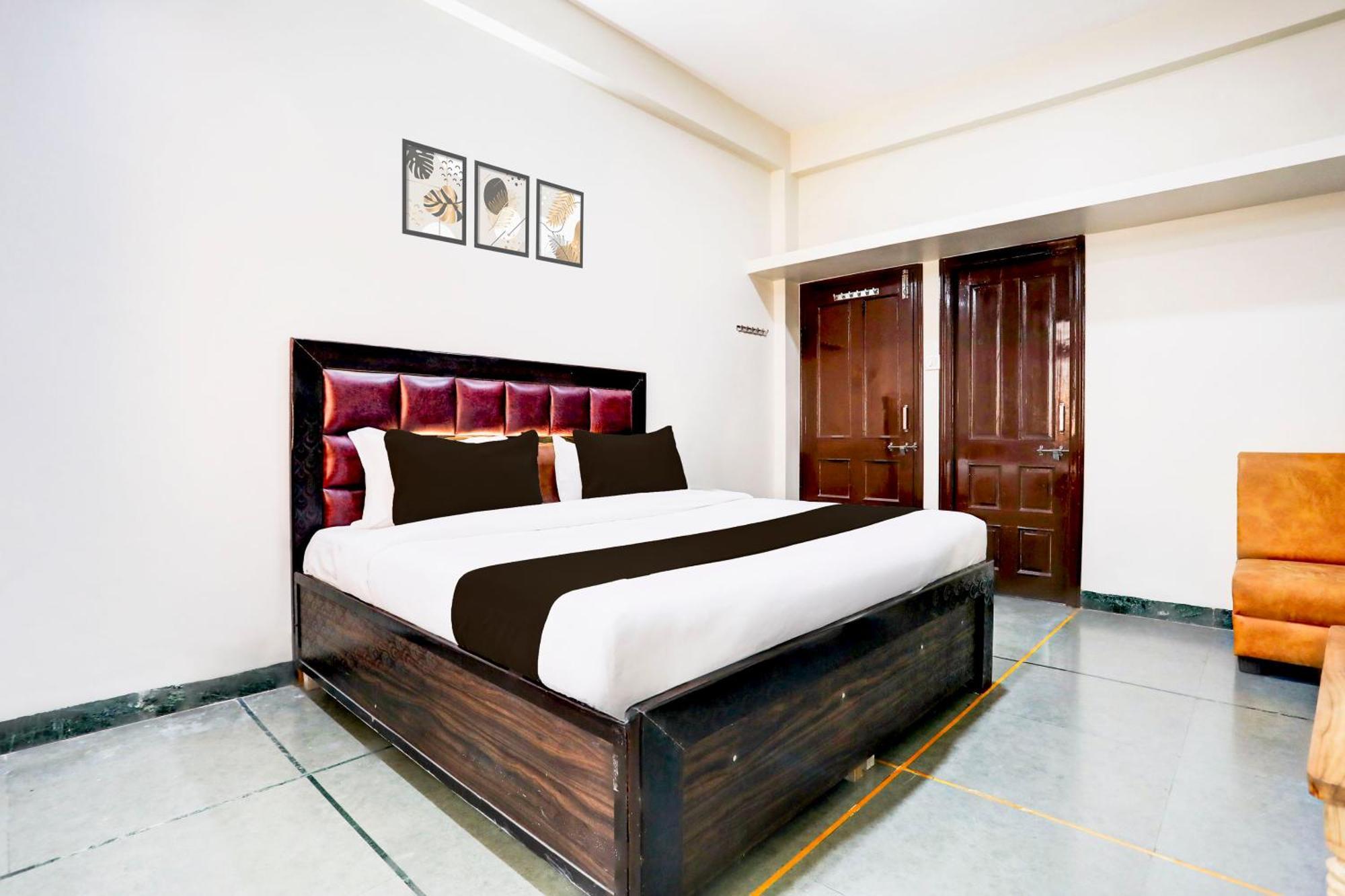 Hotel O The Baba Gest House Indore Eksteriør bilde