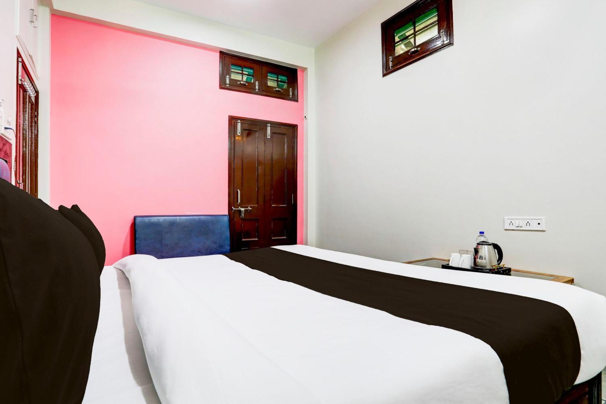 Hotel O The Baba Gest House Indore Eksteriør bilde
